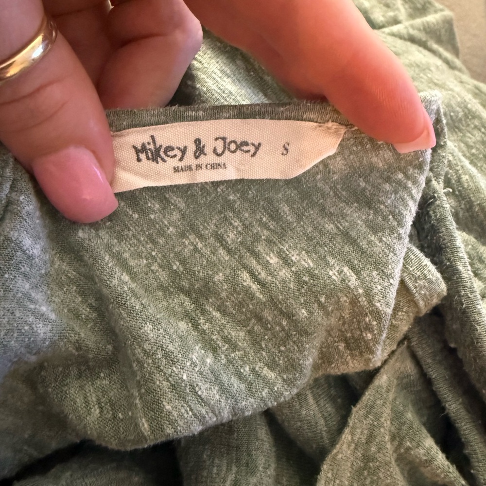 Mikey & Joey Green tiered Maxi Dress - Picture 3 of 4